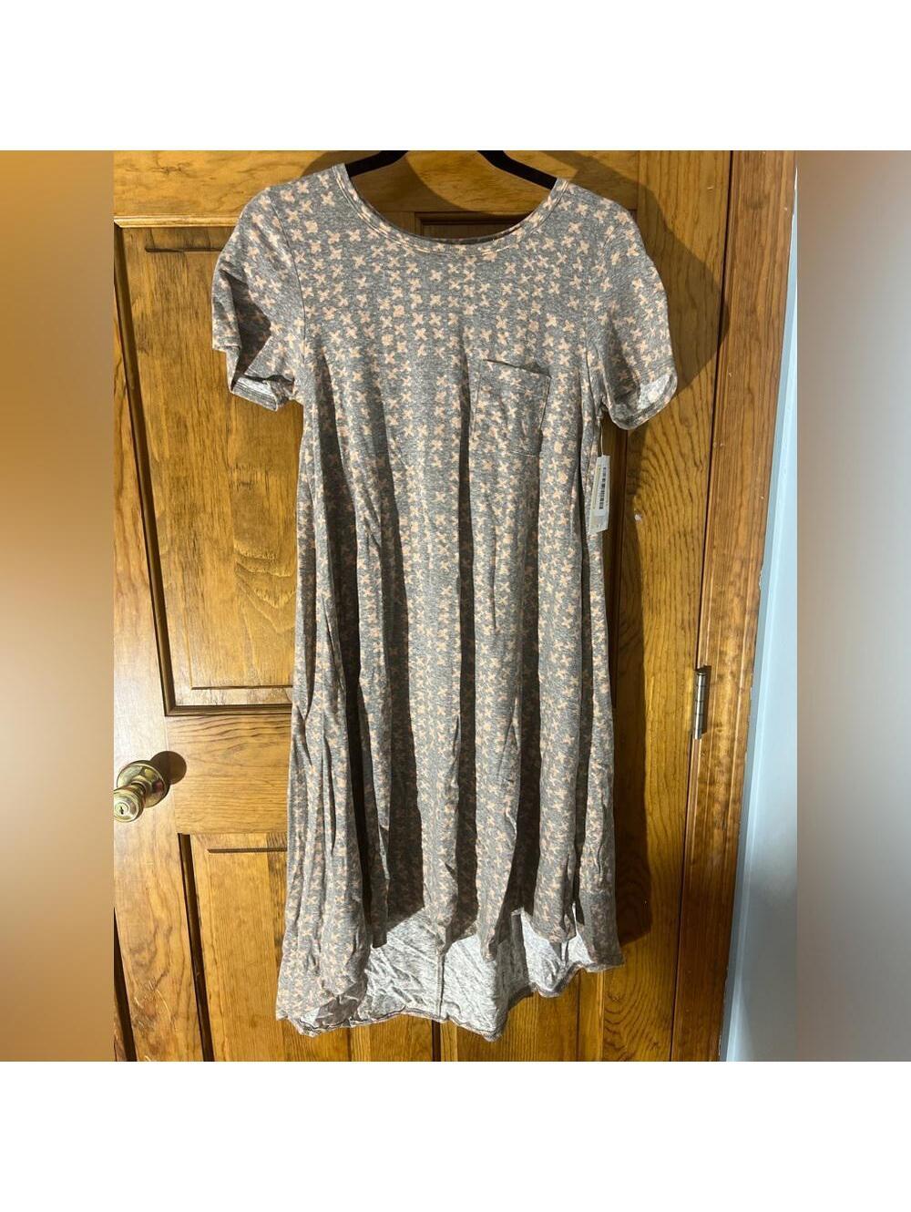 LuLaRoe Carly Dress Swing High Low Pocket X’s Light Brown T Shirt Flowy XS NWT